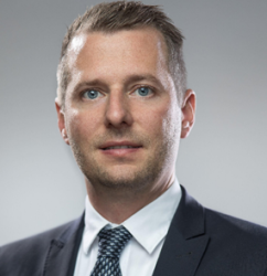 Флориан  БАУМАНН, фото