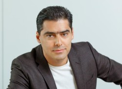 Константин  ИСААКЯН, фото