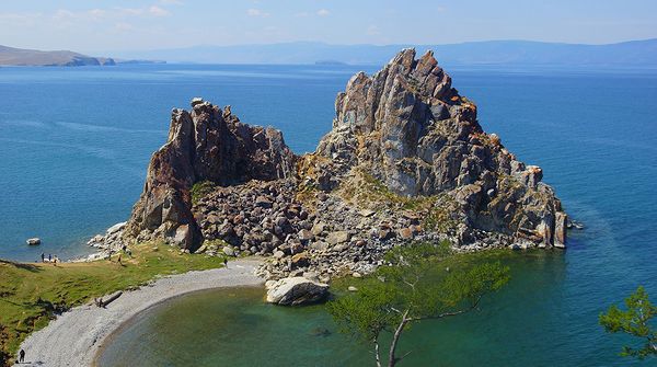 Скала Шаманка - визитная карточка Байкала