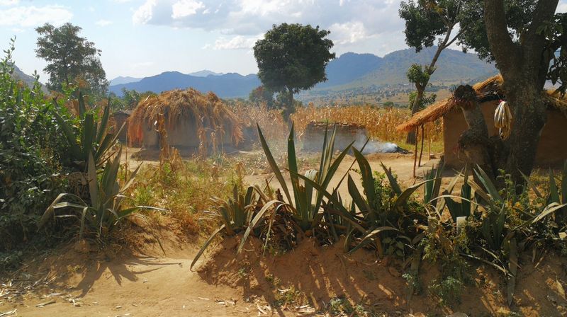 Деревня на границе с Мозамбиком
