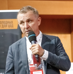 Антон АННЕНКОВ, фото