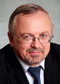 Михаил ЕМЕЛЬЯННИКОВ