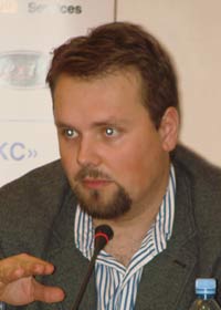 В. Маланин: «Концепция гибридных облаков хорошо учитывает тот факт, что выстраивание доверия между провайдером и клиентом идет небыстро»