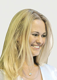 Юлия ШАХМАНОВА