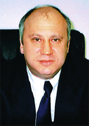 Д. ЛОВЧИЙ, фото